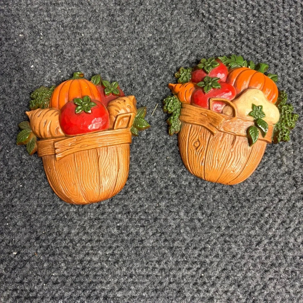 Vintage 1978 Sexton USA Cast Metal Vegetable Basket Wall Plaques Set of 2